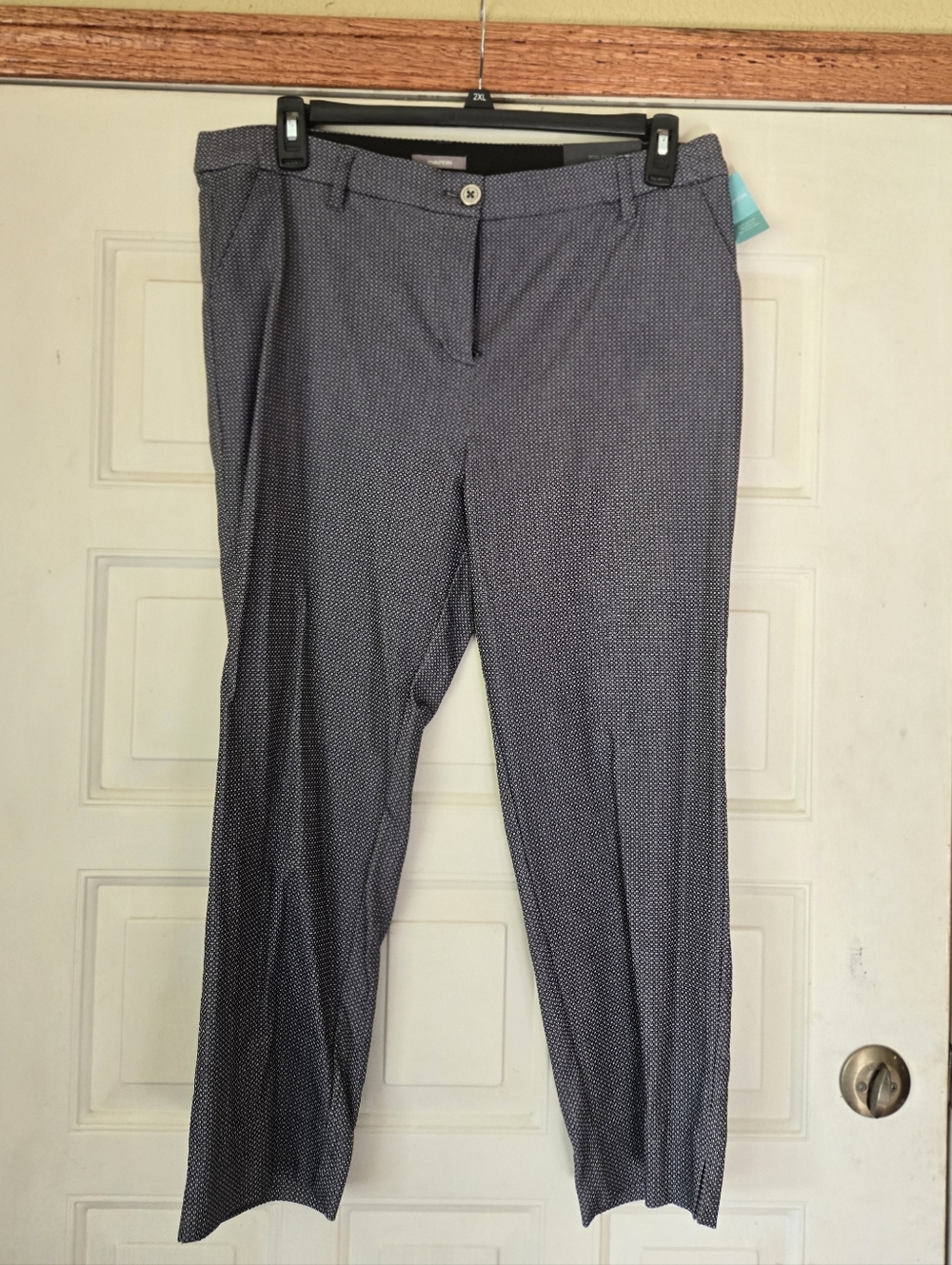Maurices Straight Cropped Bengaline 16W Navy & White Pants